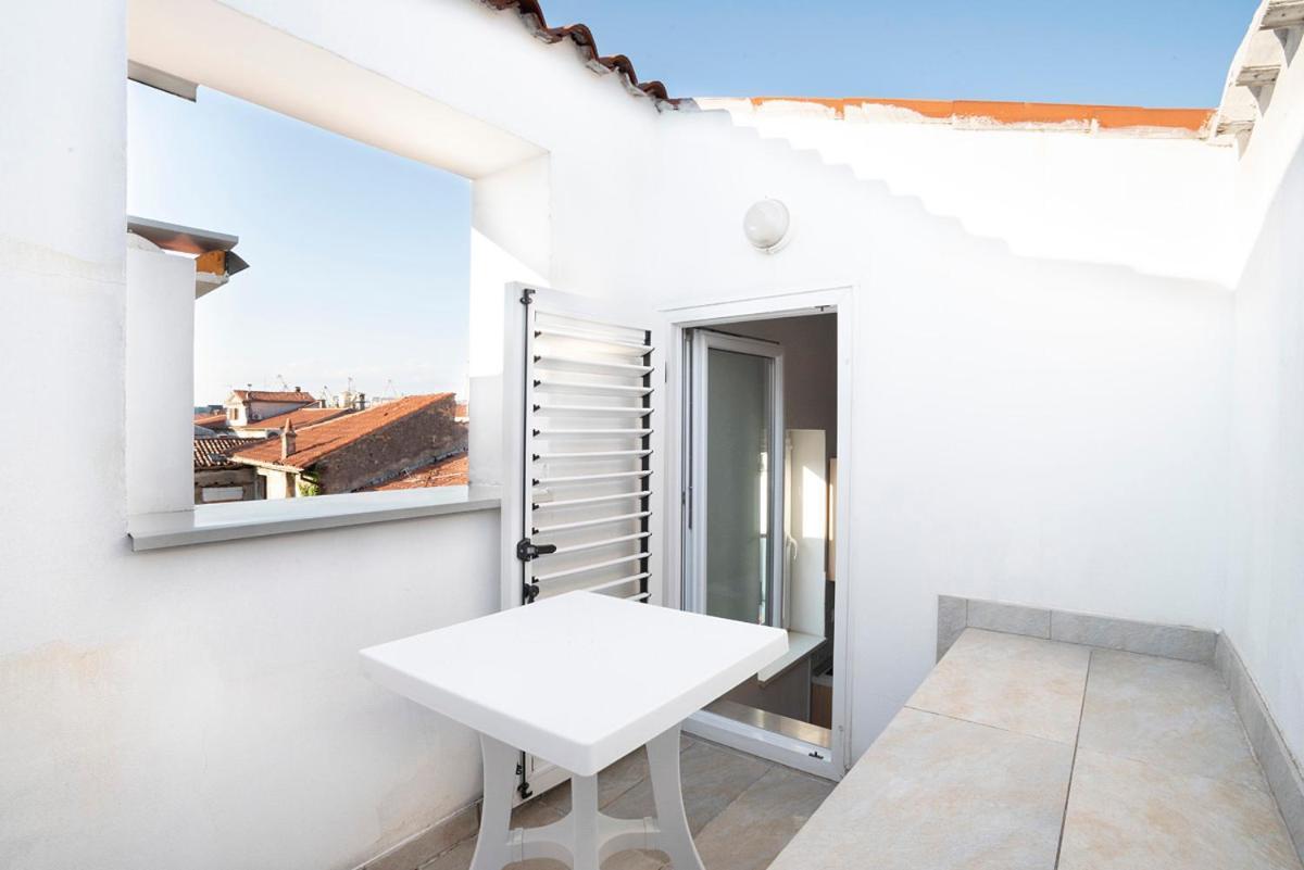 Apartments Medved In The Historic Center Koper Exterior photo